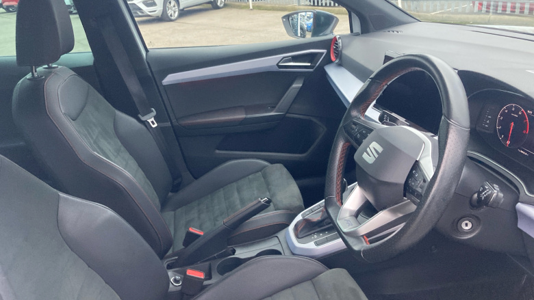 SEAT Arona 1.5 TSI 150 FR Sport 5dr DSG Petrol Hatchback